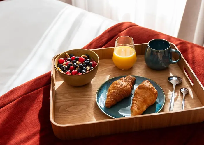 Ando Living - Sao Miguel House 4* Porto