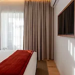 Ando Living - Sao Miguel House Апарт-отель Порту