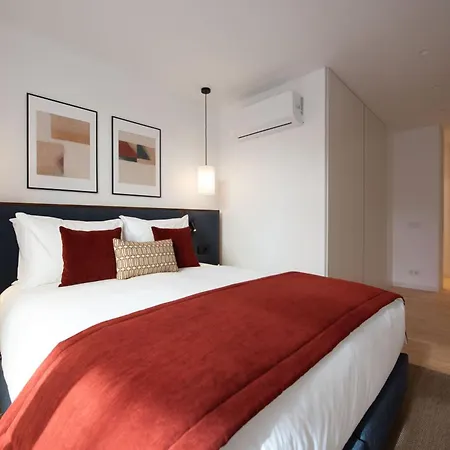 Ando Living - São Miguel House Porto