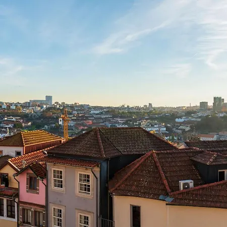 Ando Living - Sao Miguel House Porto