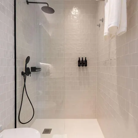 Ando Living - Sao Miguel House Aparthotel