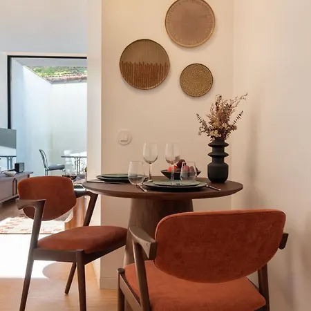Ando Living - Sao Miguel House Апарт-отель 4*