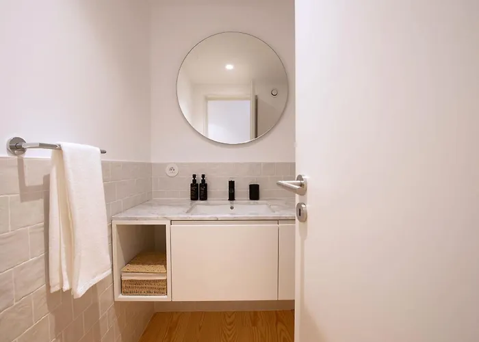 Ando Living - São Miguel House Porto