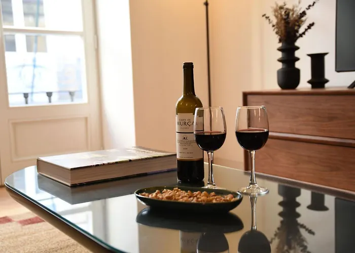 Ando Living - São Miguel House Porto