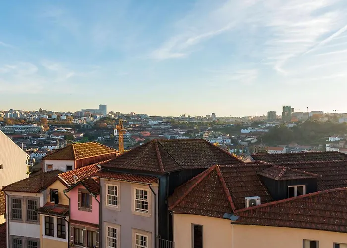 Ando Living - Sao Miguel House Porto