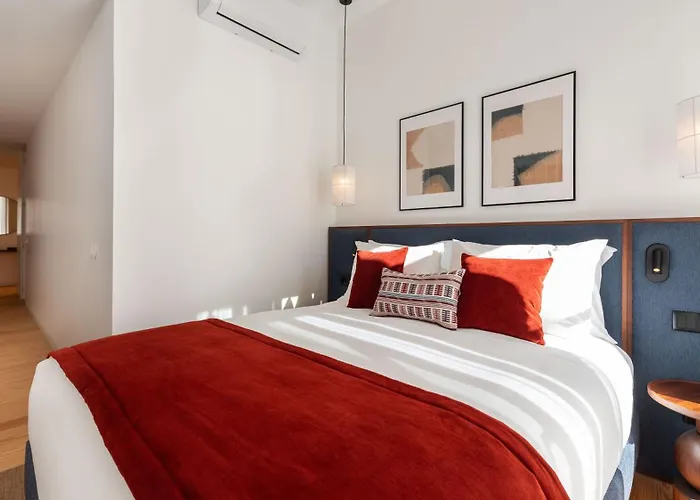 Ando Living - Sao Miguel House 4*