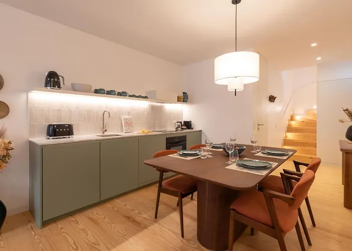 Ando Living - Sao Miguel House Oporto