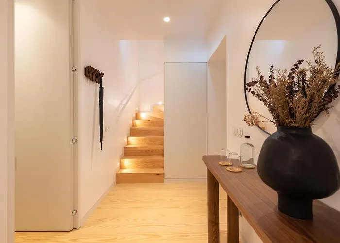 Apartahotel Ando Living - Sao Miguel House Oporto