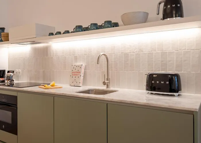 Ando Living - Sao Miguel House * Porto