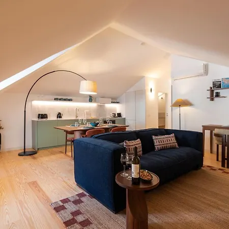 Ando Living - Sao Miguel House Aparthotel Porto