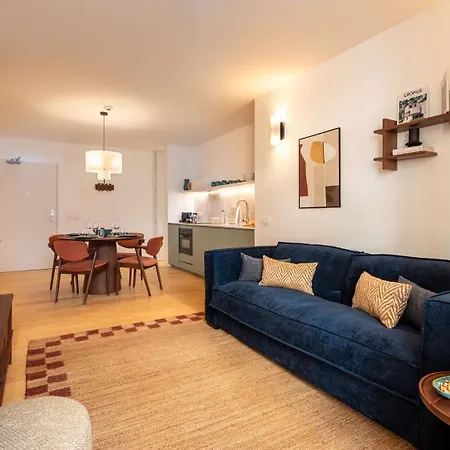 Ando Living - Sao Miguel House Aparthotel Porto